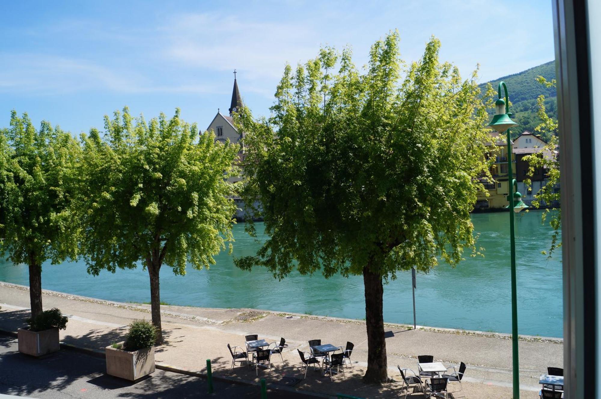 Hotel Du Rhone Seyssel Bagian luar foto
