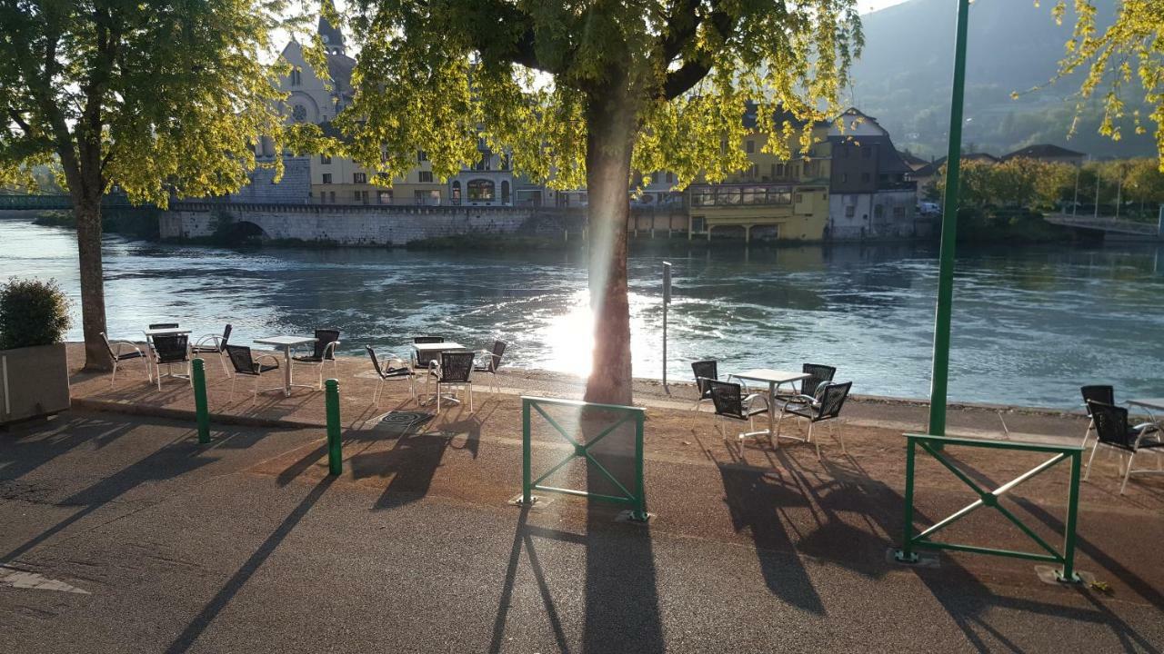Hotel Du Rhone Seyssel Bagian luar foto